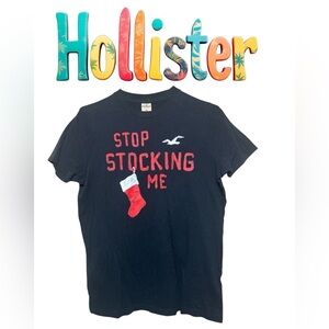 👕 vintage Christmas Hollister “stop stalking me”